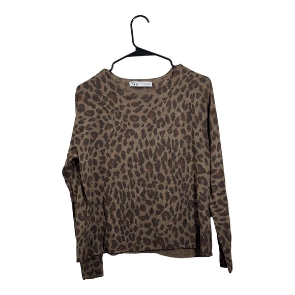 Zara Sweaters - Zara Leopard Print Brown Crew Neck Light Weight Fine Knit Top Women's Size Small
